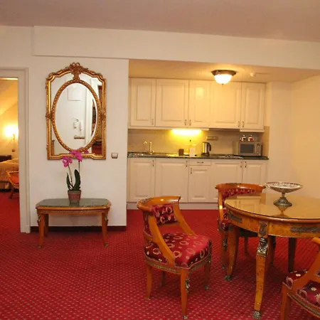 St. George Hotel